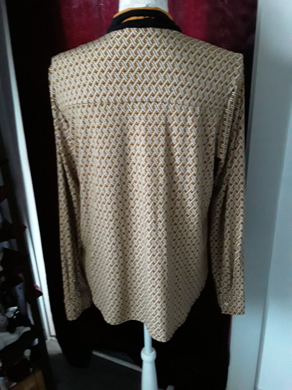MICHAEL Michael Kors tie neckline gold accent top size L - Picture 7 of 9